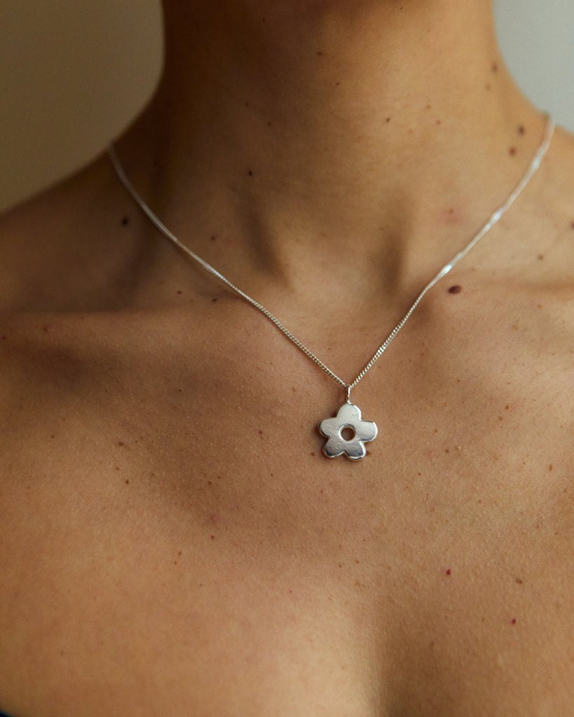 Blomman necklace